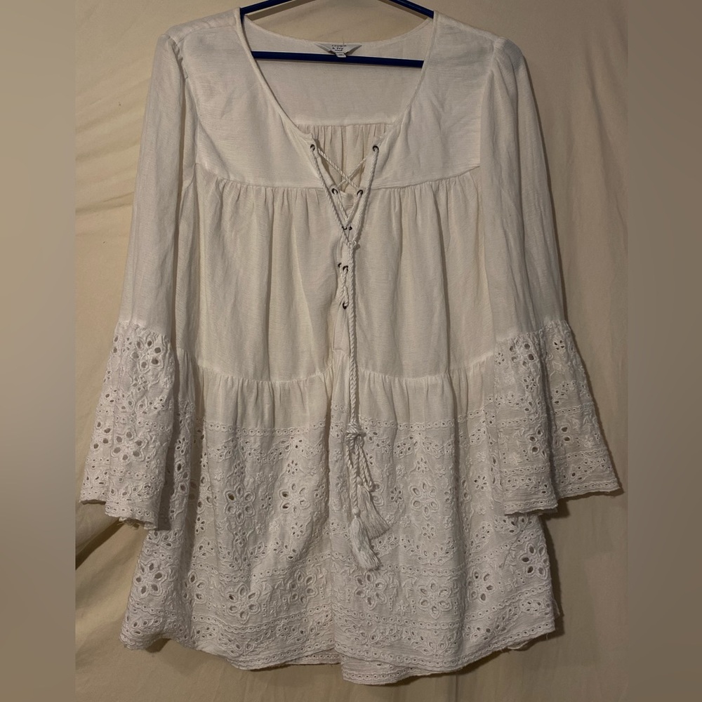 Crown And Ivy | White Blouse | Size 1X